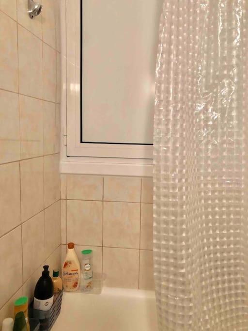 2Bdr Olympianzeus Apt With Netflix Athene Buitenkant foto